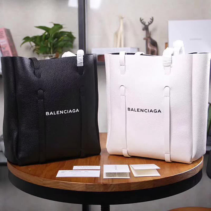 BALENCIAG巴黎世家 原單牛皮 時尚購物包  BL1401